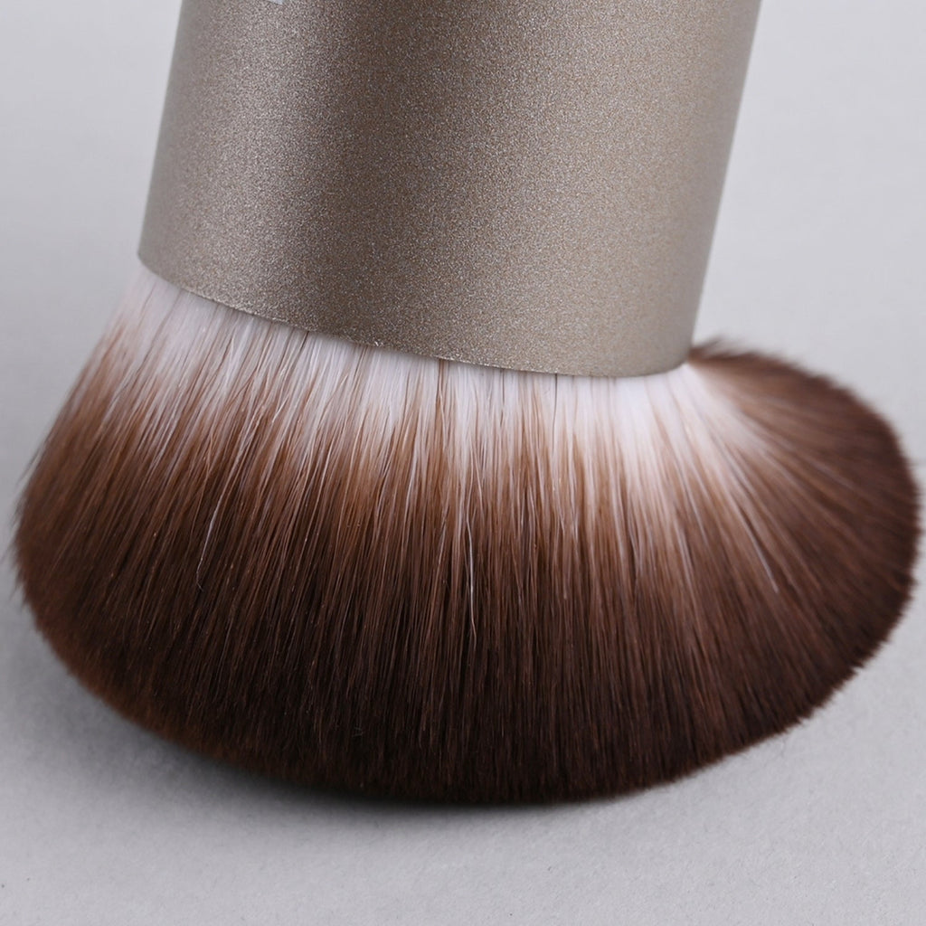 Different types of kabuki brushes: how to use them and what they do